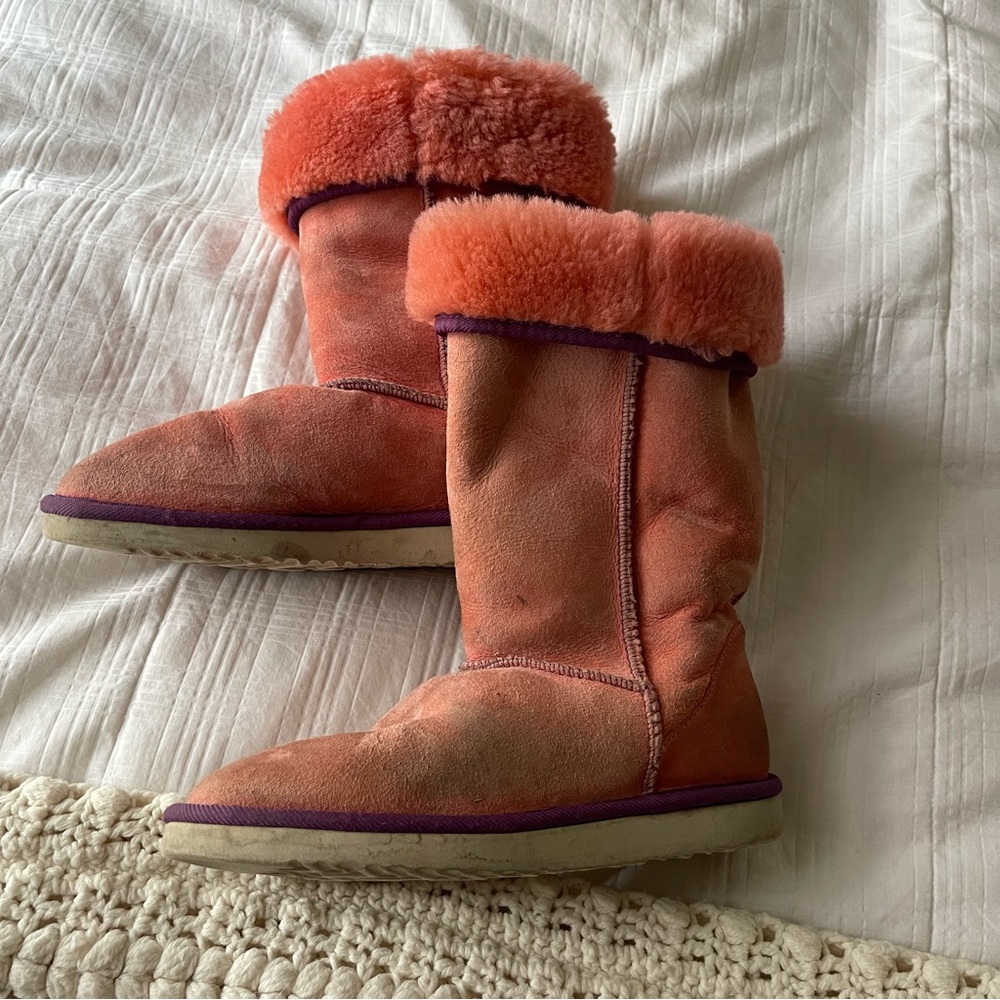 Y2K pink UGGs